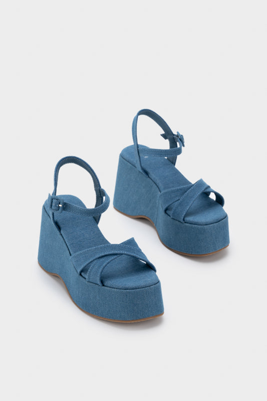 PLATFORM WEDGE HEEL SANDAL - Nose