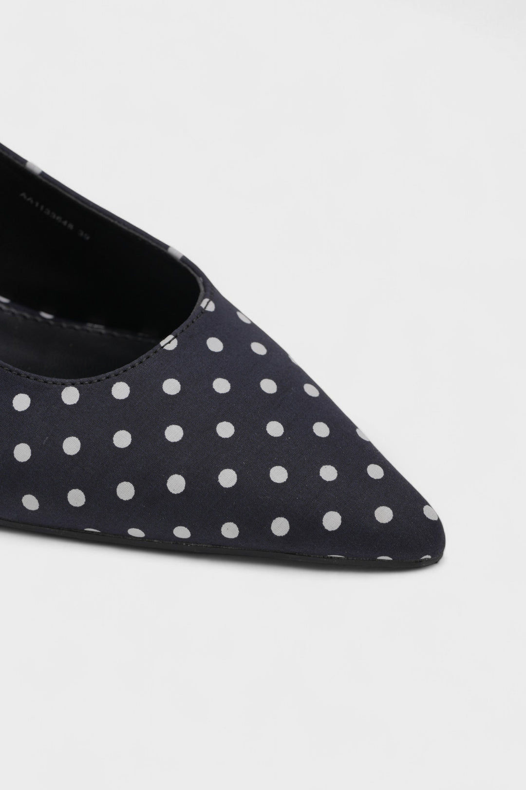 POLKA DOT SLINGBACK HEEL PUMP
