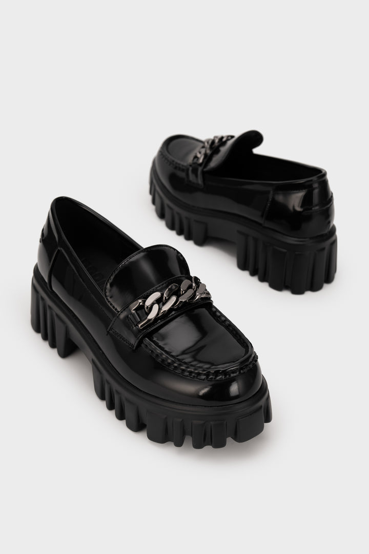 EMBELLISHED CHAIN PLATFORM LOAFER