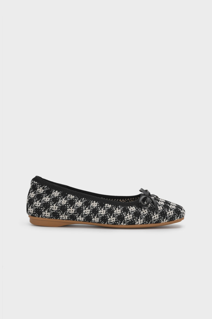 HOUNDSTOOTH FLAT BALLERINA WITH RIBBON DETAIL