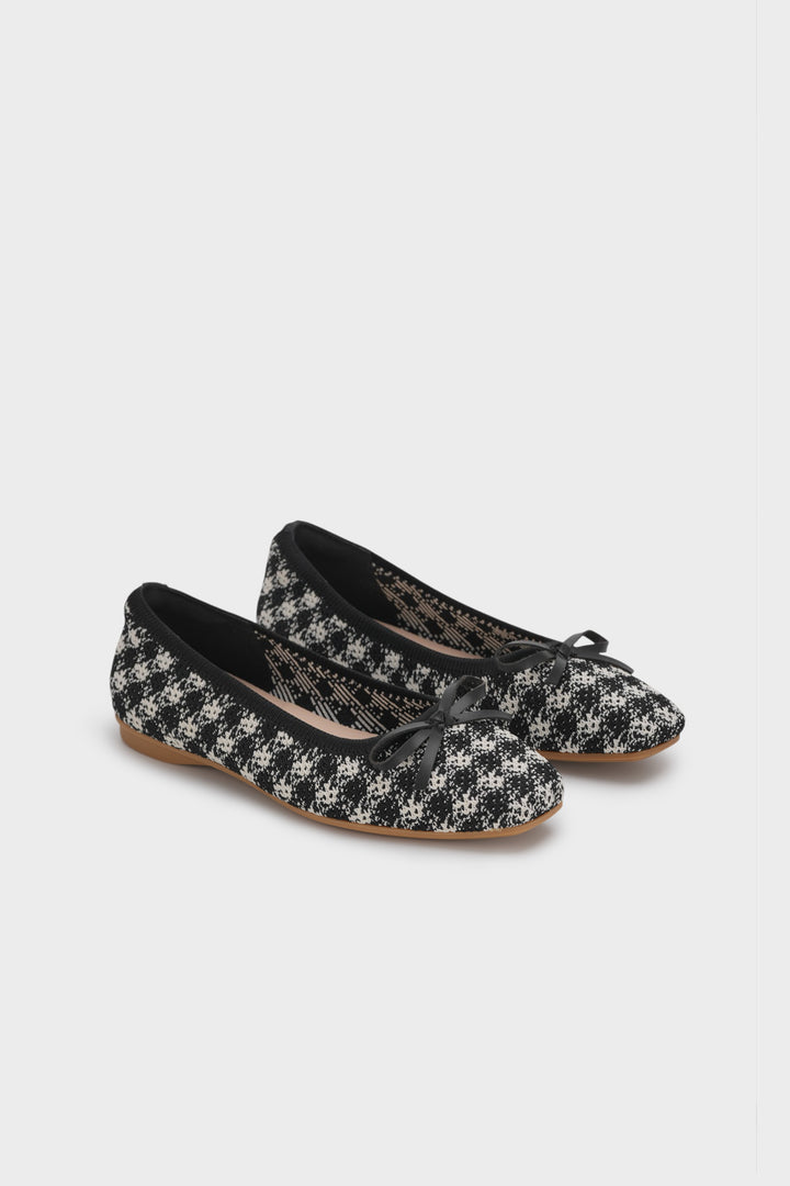 HOUNDSTOOTH FLAT BALLERINA WITH RIBBON DETAIL