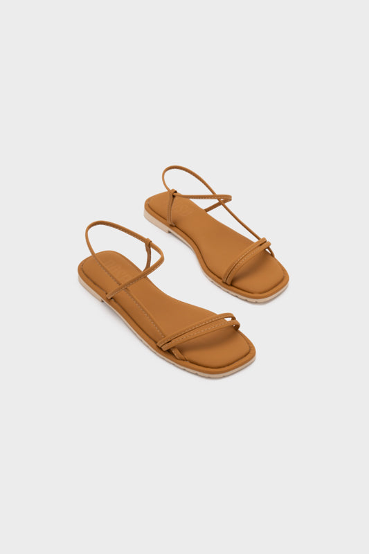 STRAPPY FLAT SANDAL - Nose