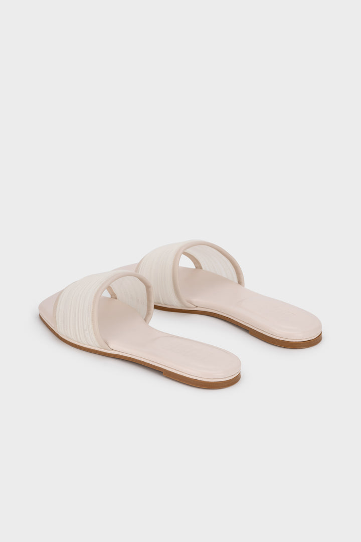 #color_mesh-off-white