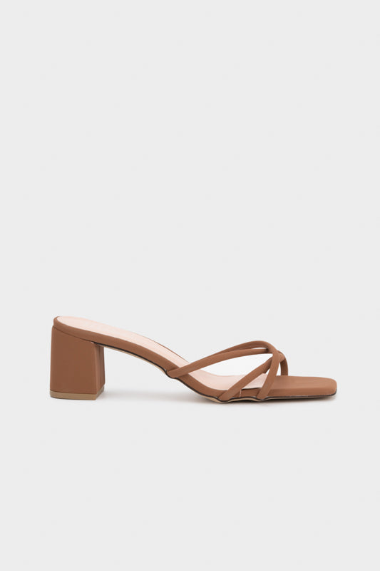 STRAPPY CHUNKY HEEL SLIDE - Nose