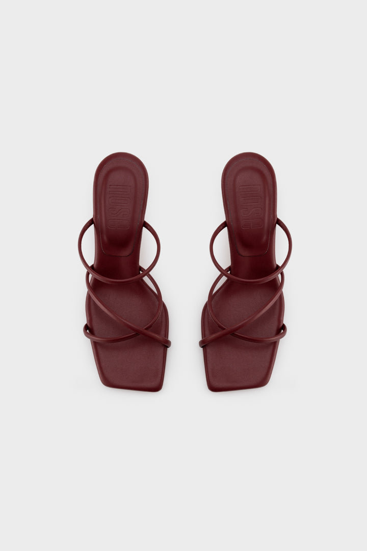 #color_upmaroon