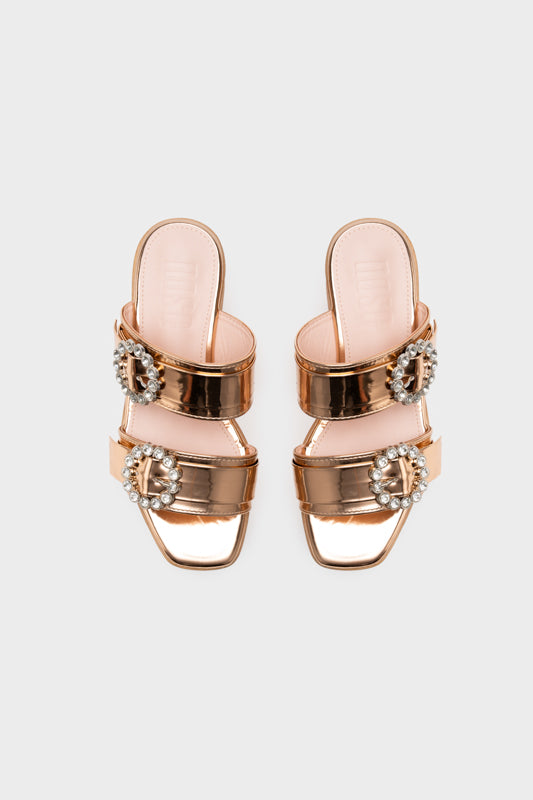 EMBELLISHED BUCKLED WEDGE HEEL SLIDE - Nose