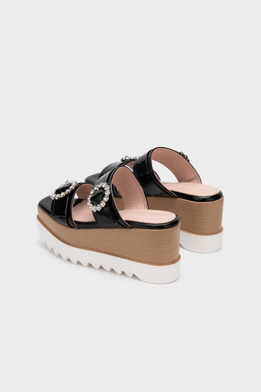 EMBELLISHED BUCKLED WEDGE HEEL SLIDE - Nose