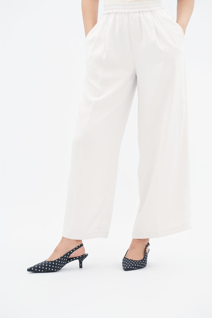 POLKA DOT SLINGBACK HEEL PUMP