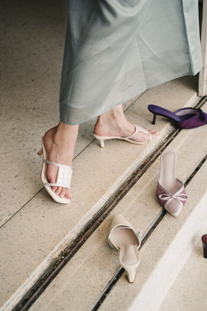 EMBELLISHED SEASHELL CLOUDFOAM HEEL SLIDE