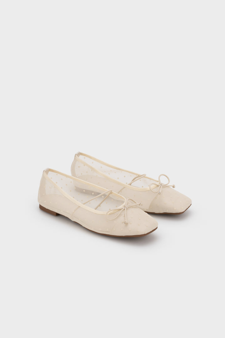 #color_off-white-dot